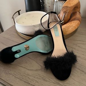 Betsey Johnson black Faux fur heels